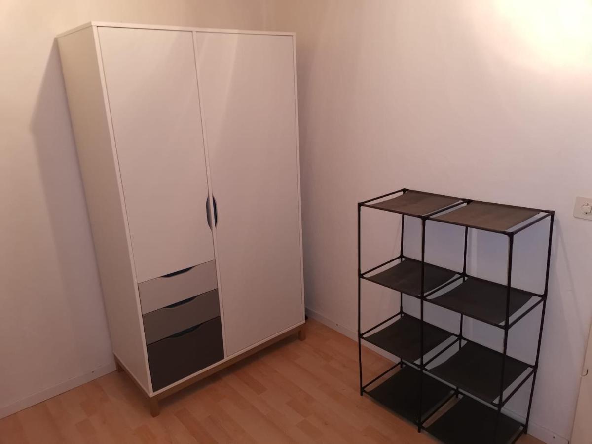 Gemütliche 1 Raumwohnung für 1 Person oder Pärchen Balsthal Exterior foto