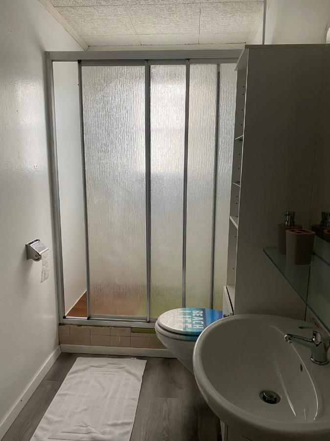 Gemütliche 1 Raumwohnung für 1 Person oder Pärchen Balsthal Exterior foto